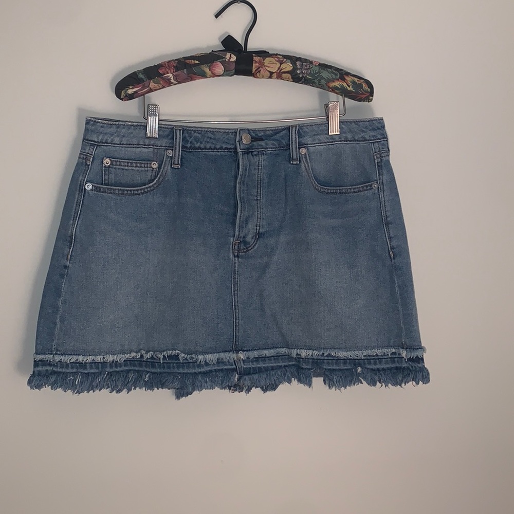 Jean mini skirt